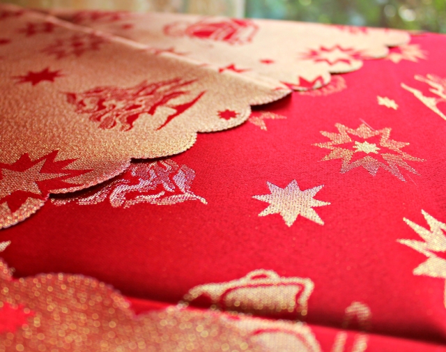 RED CHRISTMAS TABLECLOTH CM.160X160 POLYESTER
