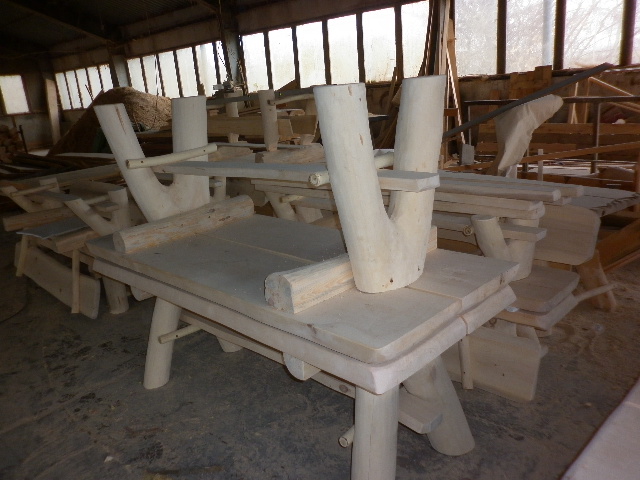 TABLE WITH TWO BENCHES WITHOUT COLOR FOR 6-8 PERSONS