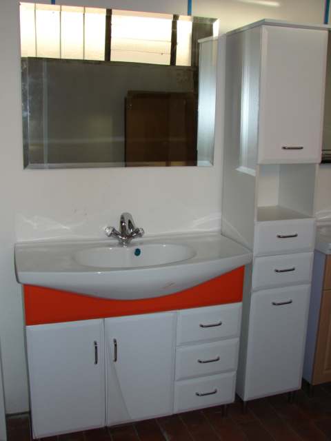 MOBILE PER BAGNO cm. L.100 H.88 P. 47 SPECCHIO E MOBILE come da foto