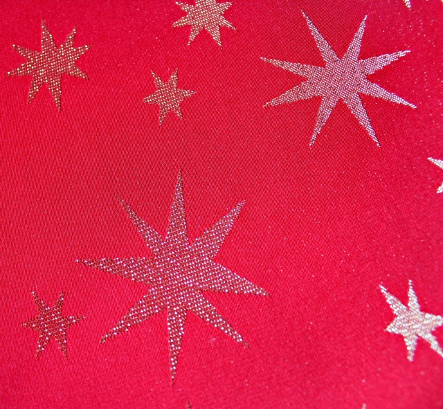 TOVAGLIA NATALIZIA ROSSA CM.160X220 POLIESTERE