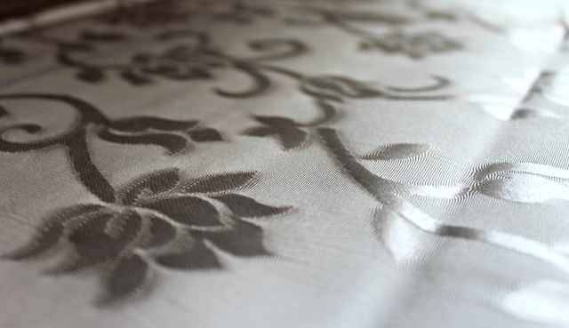 TOVAGLIA BIANCA CM.160X160 POLIESTERE