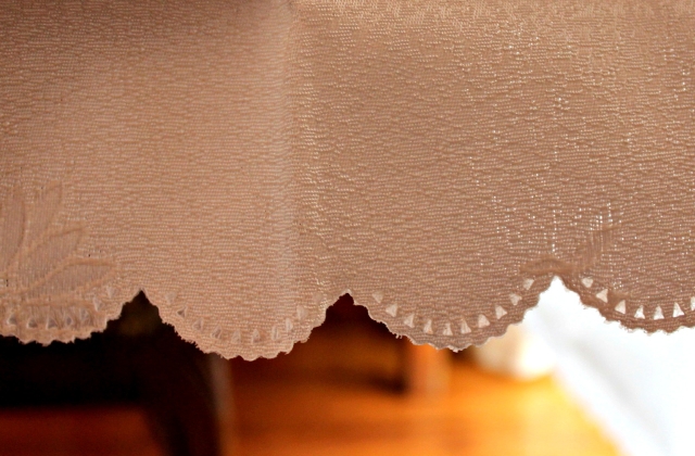 TOVAGLIA BIANCA CM.160X160 POLIESTERE