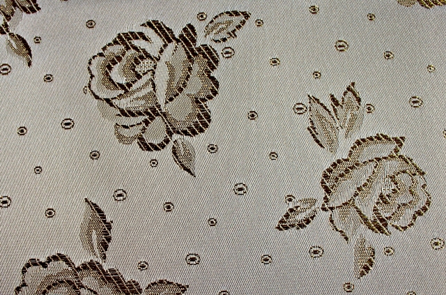 TOVAGLIA NATALIZIA ORO CM.160X220 POLIESTERE