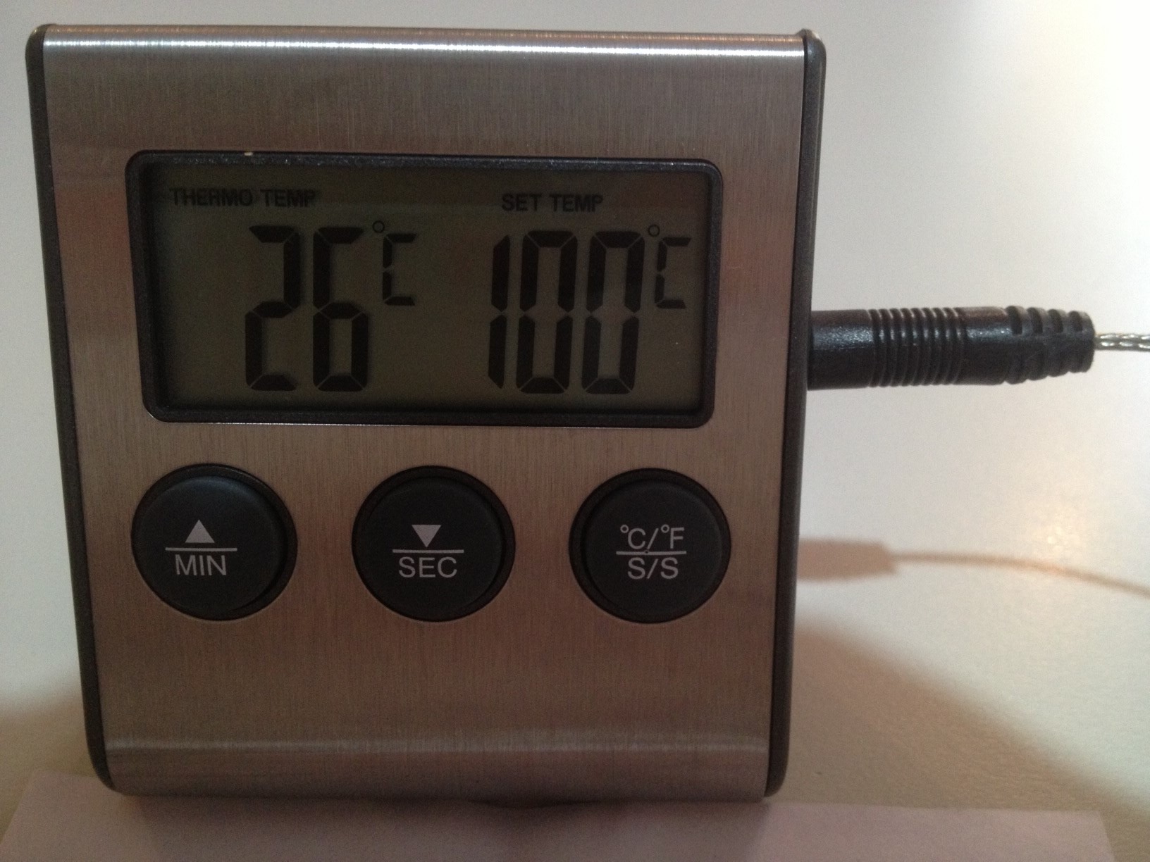 TERMOMETRO DIGITALE CON SONDA PER FORNO FUNZIONE TIMER
