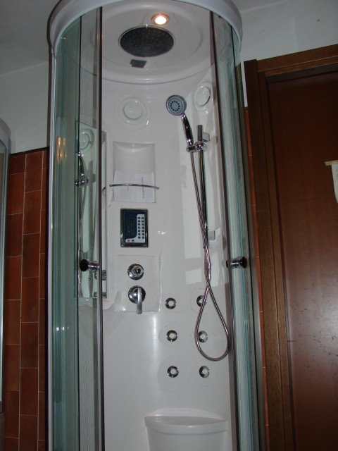 DOCCIA IDROMASSAGGIO BAGNO TURCO CM.83X88 H.215 VEDI FOTO