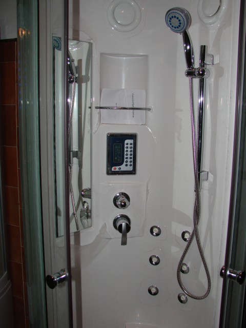 DOCCIA IDROMASSAGGIO BAGNO TURCO CM.83X88 H.215 VEDI FOTO