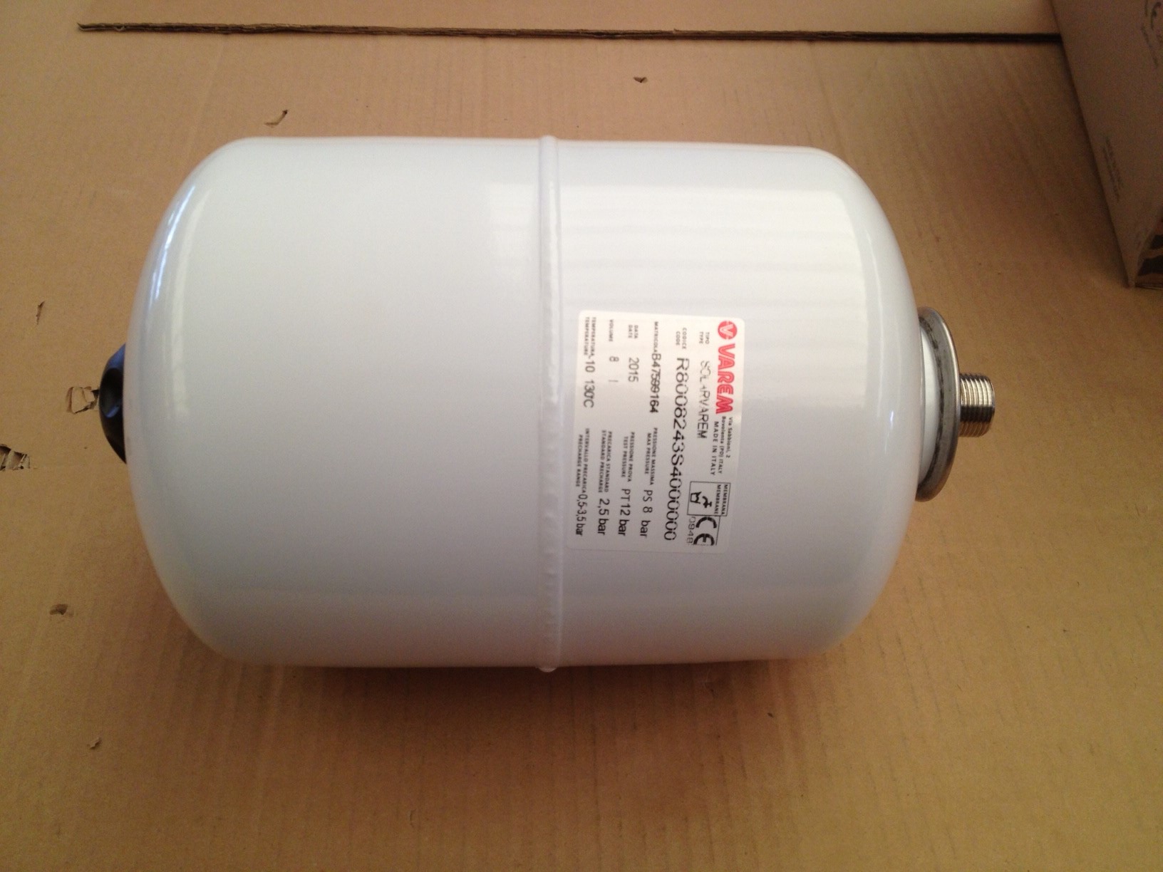 VASO DI ESPANSIONE SOLARVAREM 8 LITRI 3/4"