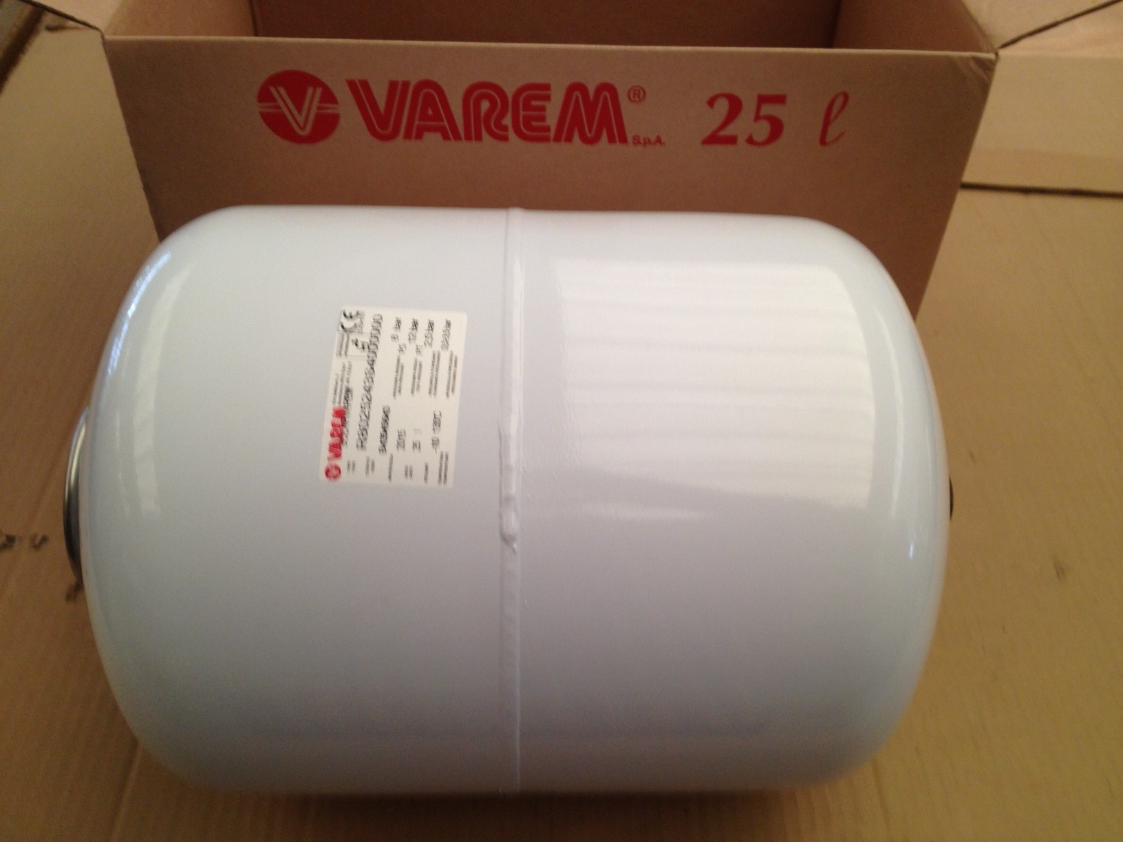 VASO DI ESPANSIONE SOLARVAREM 25 LITRI 3/4"