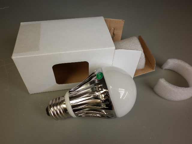 LAMPADINA A BULBO ATTACCO E27 AC. 220 W 5 COLORE BIANCO CALDO