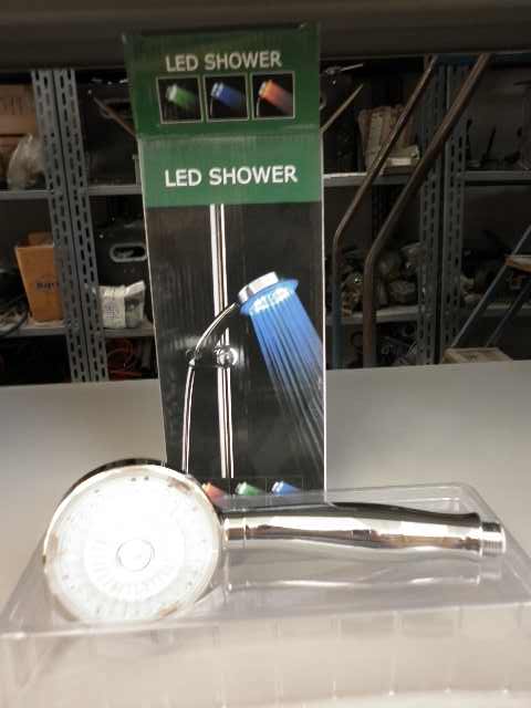 DOCCETTA A MANO CON  LED A 5 COLORI SENZA BATTERIE