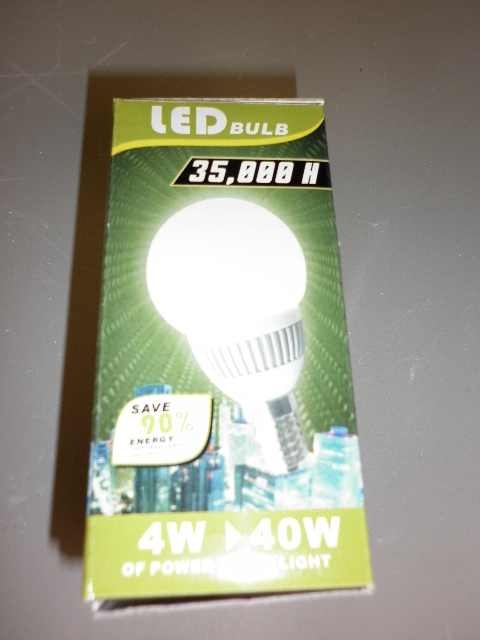 LAMPADINA A BULBO ATTACCO E14 AC. 220 W 3,5 COLORE BIANCO FREDDO